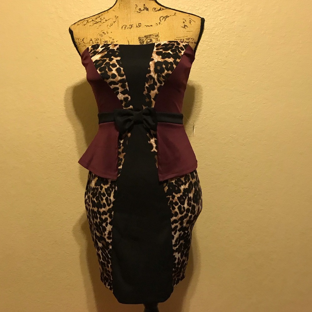 Strapless peplum bow dress